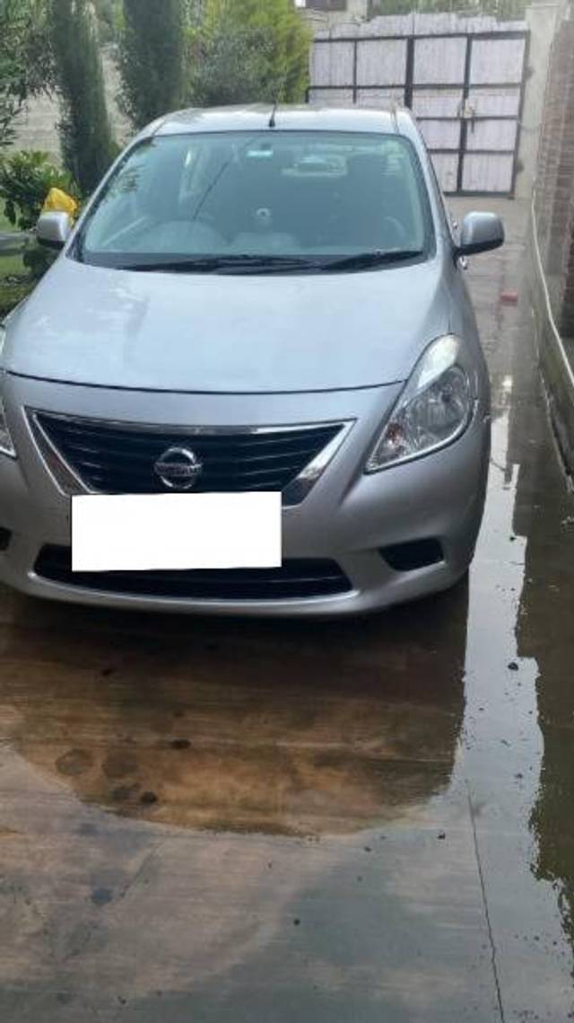 https://images10.gaadi.com/usedcar_image/4044511/original/processed_1abe8cc2-8043-4083-8fb6-84ba3aa5669e.jpg?imwidth=6400