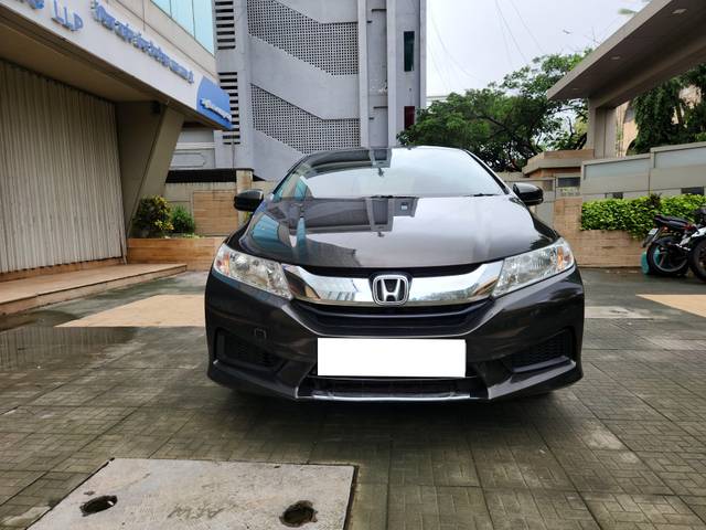 https://images10.gaadi.com/usedcar_image/4044835/original/processed_1c759c4fb8d9e4c48d3e52cc4079d37c.jpg?imwidth=6400