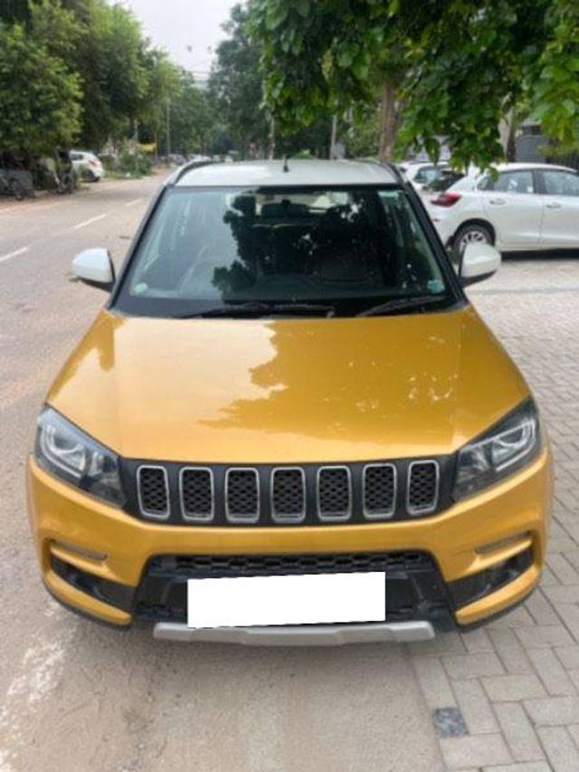 https://images10.gaadi.com/usedcar_image/4044948/original/processed_ac5da0cd-9565-46bc-bf5e-e832cb7af04d.jpg?imwidth=6400