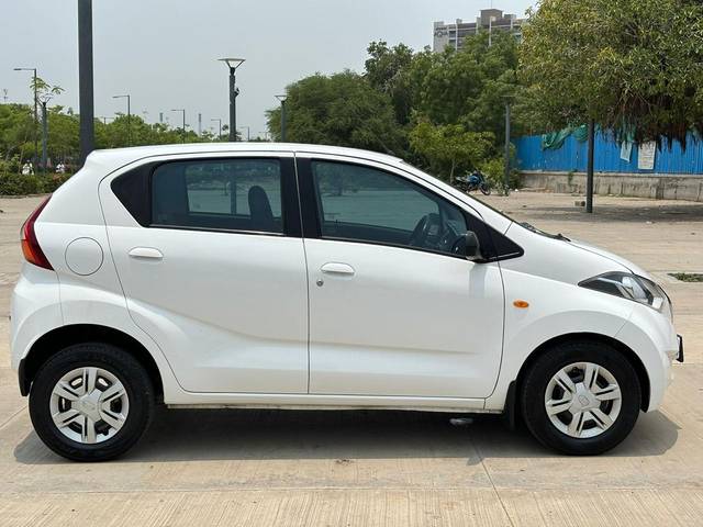 https://images10.gaadi.com/usedcar_image/4044995/original/processed_a65d46c3ef42e46d3fa4289284a2d093.jpg?imwidth=6401