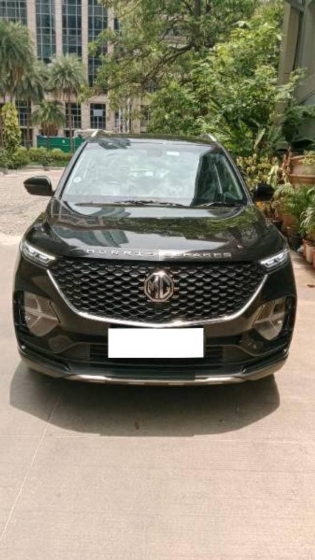 https://images10.gaadi.com/usedcar_image/4045605/original/processed_02dcb782-7fdf-4454-aa4b-da6096498756.jpg?imwidth=6400