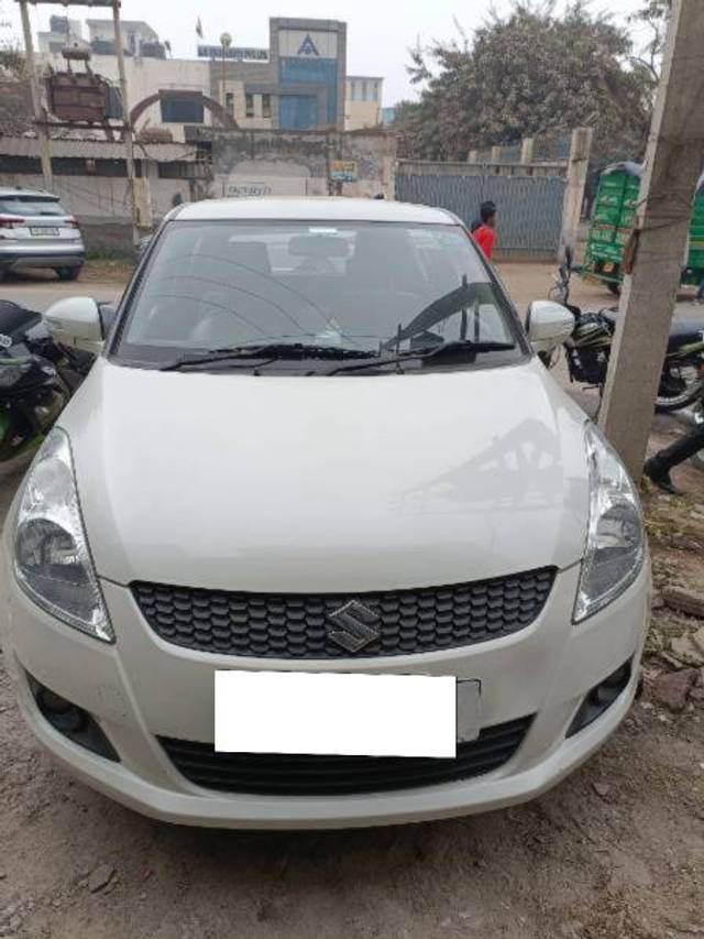 https://images10.gaadi.com/usedcar_image/4045899/original/processed_ea4c2a90-f78d-4a5e-82b3-e7be0b2f5874.jpg?imwidth=6400