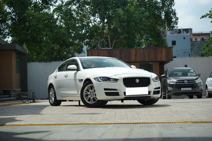 Jaguar XE 2.0L Diesel Prestige