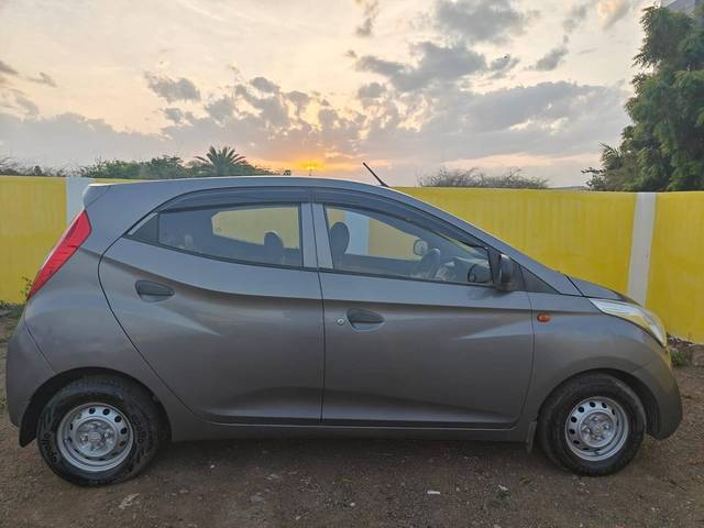 https://images10.gaadi.com/usedcar_image/4046470/original/processed_420c3e0c56c9508240f9ffdc151de276.jpg?imwidth=6401