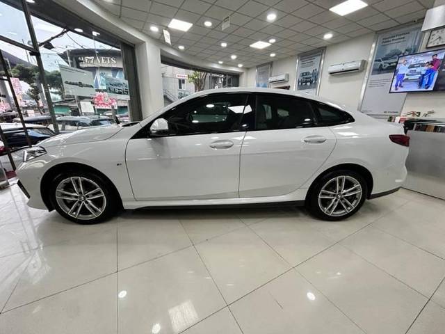 https://images10.gaadi.com/usedcar_image/4047113/original/processed_a48da3e1-eae6-481c-a488-e9a691f266fa.jpg?imwidth=6401