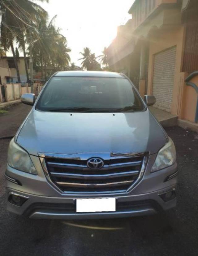 https://images10.gaadi.com/usedcar_image/4047206/original/processed_7ad3f5cf-eaa2-4994-afa9-9ba6743ed9aa.jpg?imwidth=6400