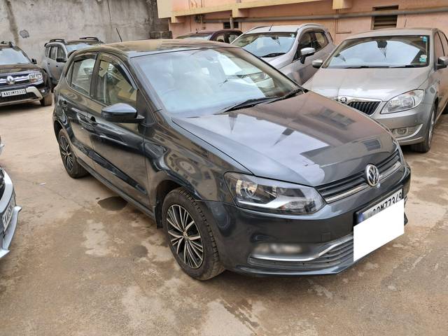 https://images10.gaadi.com/usedcar_image/4047324/original/processed_b49a5fd69c50d0cea7fd4a95d1cd93c9.jpg?imwidth=6400