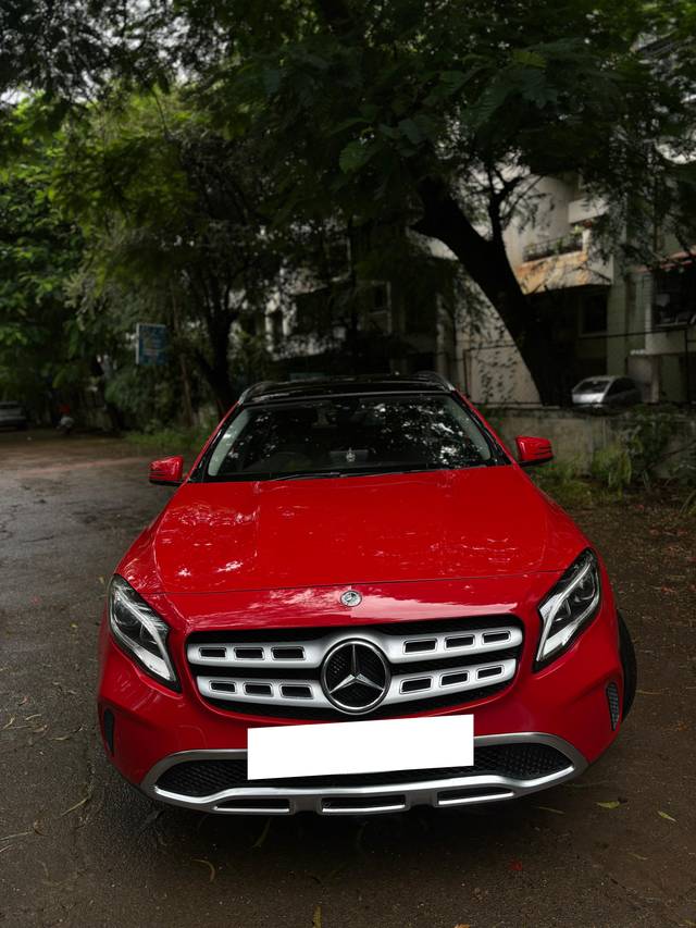 https://images10.gaadi.com/usedcar_image/4047447/original/processed_366f085c-06b1-47ff-af6d-bfbe1d10cec6.jpg?imwidth=6400