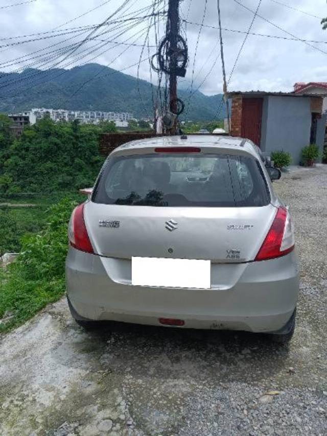 https://images10.gaadi.com/usedcar_image/4047872/original/processed_14a60332-111b-41e0-9b75-4820752a9f25.jpg?imwidth=6401