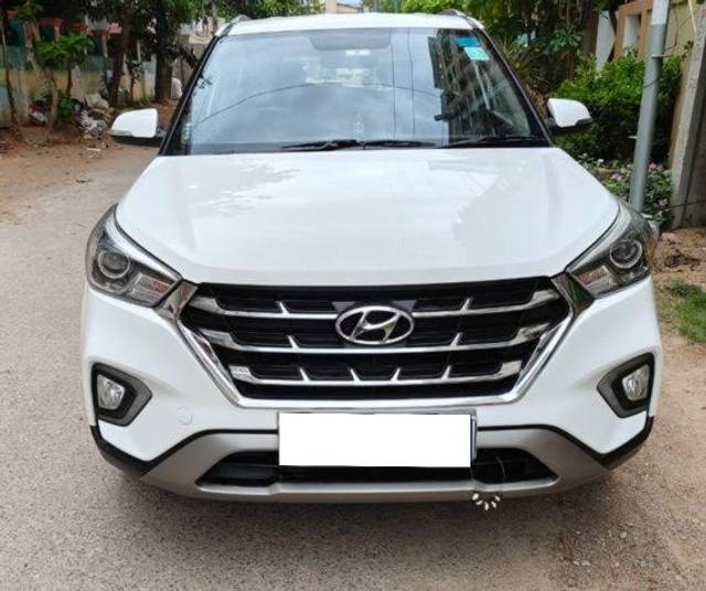 https://images10.gaadi.com/usedcar_image/4047969/original/processed_ddb5ed3c-d5d8-4c7b-a562-23e4c605eeeb.jpg?imwidth=6400