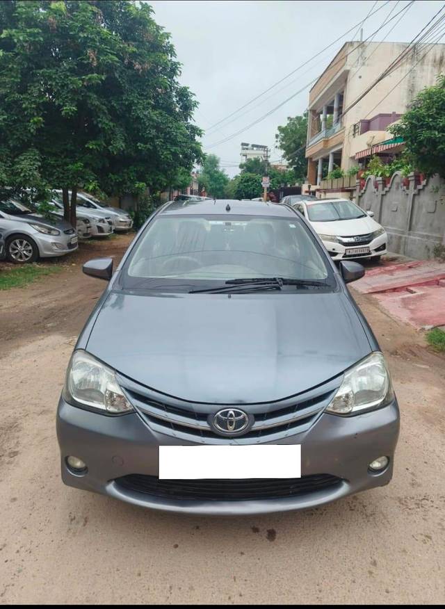 https://images10.gaadi.com/usedcar_image/4048191/original/processed_386a7540fcfb4737fe3ed6eb67969da0.jpg?imwidth=6401