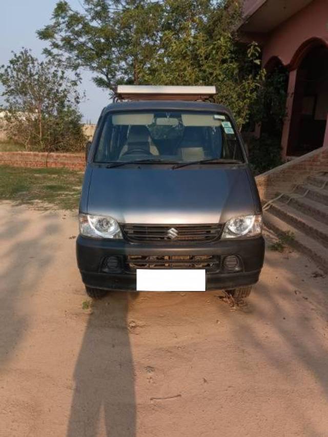 https://images10.gaadi.com/usedcar_image/4048227/original/processed_70e098c0-1010-40cf-9990-35182f275fb2.jpg?imwidth=6400