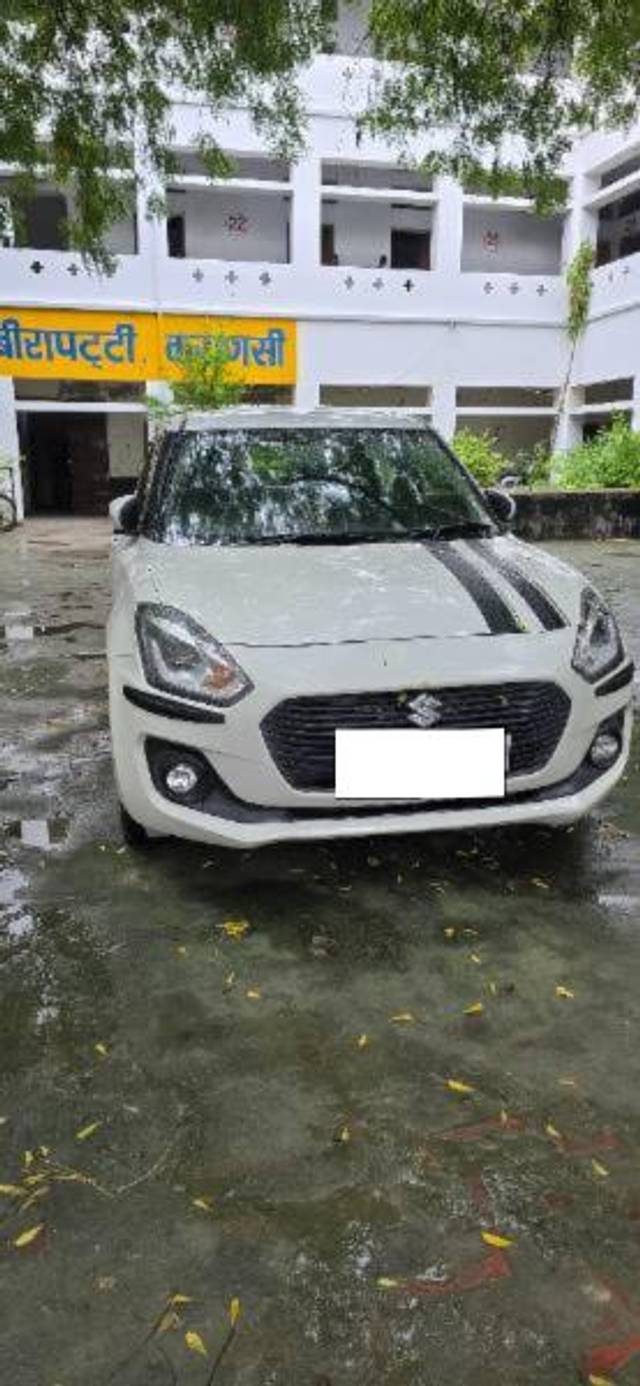 https://images10.gaadi.com/usedcar_image/4048533/original/processed_284e1077-5046-43c9-8d9a-f140bae338e6.jpg?imwidth=6401