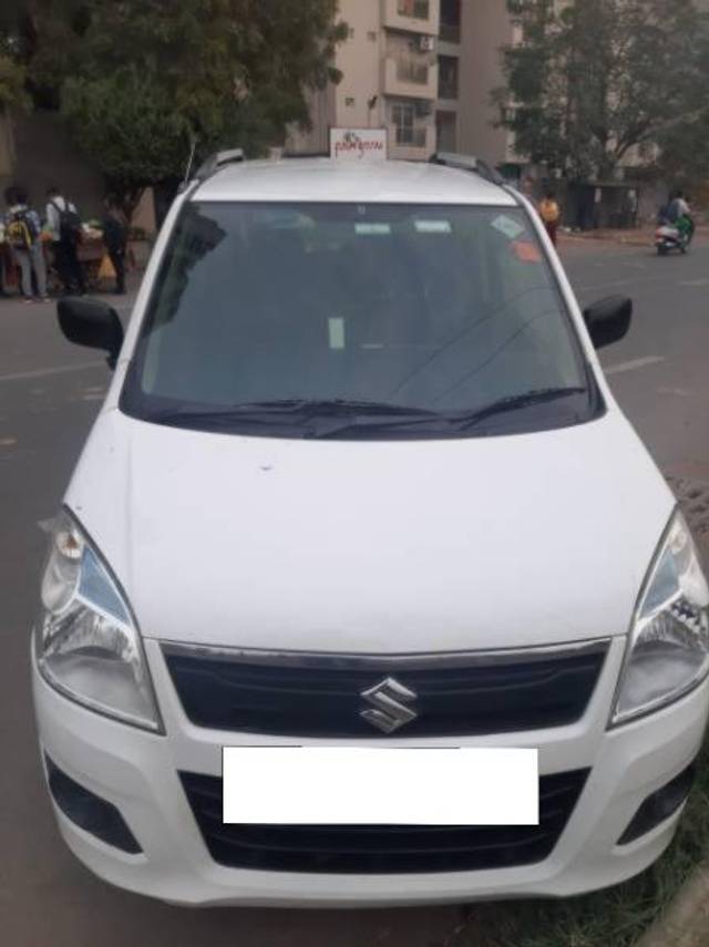 https://images10.gaadi.com/usedcar_image/4048619/original/processed_28cdf334-822a-41bc-8d95-95eb2dcc9d09.jpg?imwidth=6400