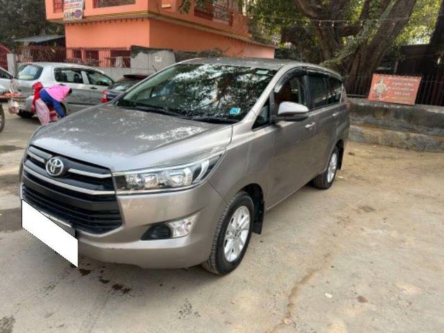 https://images10.gaadi.com/usedcar_image/4048711/original/processed_6352fd99-1843-433b-b5a8-22a06b2ae4e7.jpg?imwidth=6400