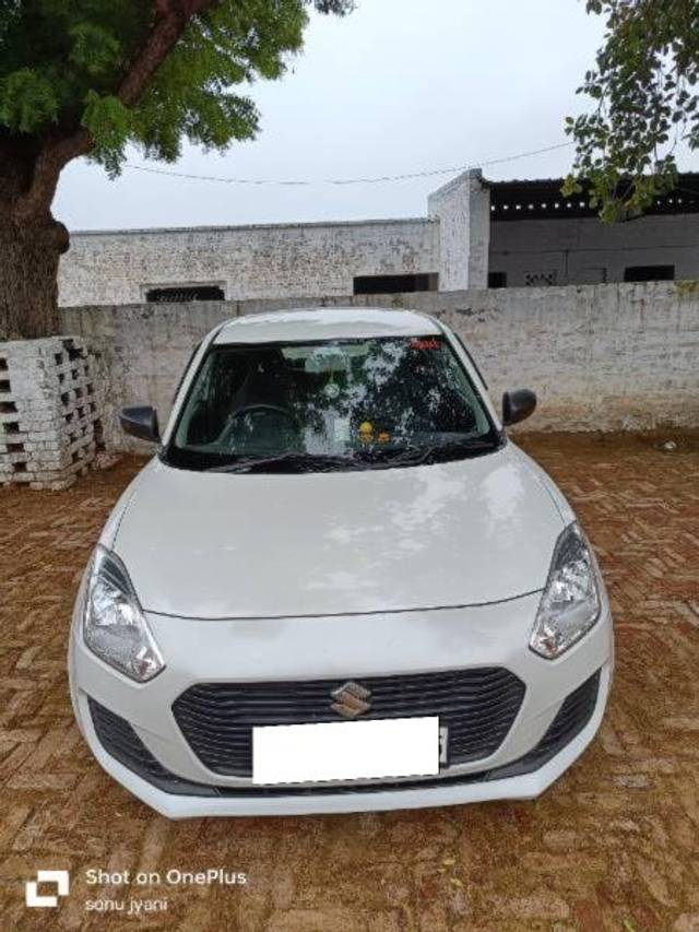 https://images10.gaadi.com/usedcar_image/4048905/original/processed_0fc62807-9748-4190-9821-521e601aa61f.jpg?imwidth=6400