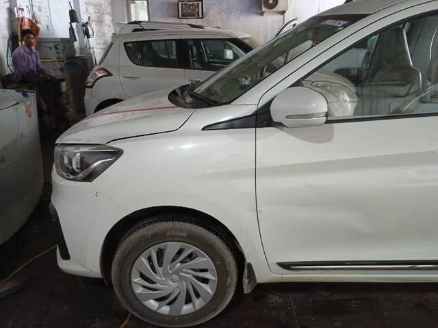 https://images10.gaadi.com/usedcar_image/4048979/original/processed_9b0b8a9d-83bd-4258-a04d-73fecd4485b0.jpg?imwidth=6401