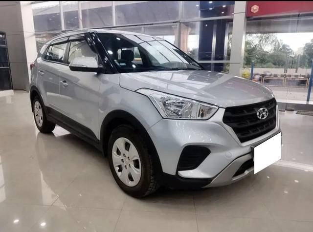 https://images10.gaadi.com/usedcar_image/4049038/original/processed_579719e4-3536-466a-95d8-4fb0d8d3f383.jpg?imwidth=6400