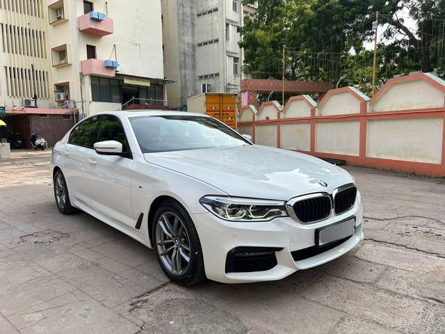 https://images10.gaadi.com/usedcar_image/4049280/original/processed_ba3193fa2caedb9cd19de8f1b1a74c68.jpg?imwidth=6400