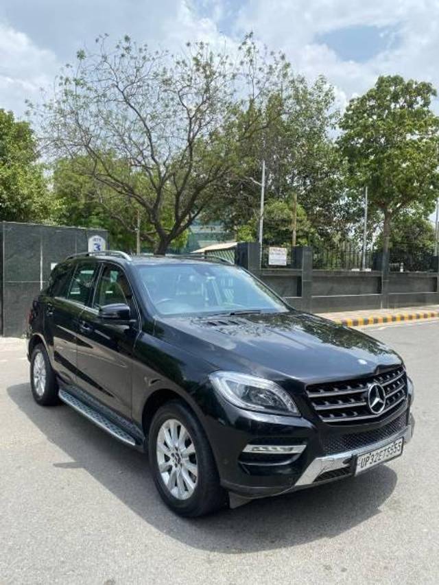 https://images10.gaadi.com/usedcar_image/4049306/original/processed_081020ab-eb82-404c-ae2f-b35023a557c9.jpg?imwidth=6400