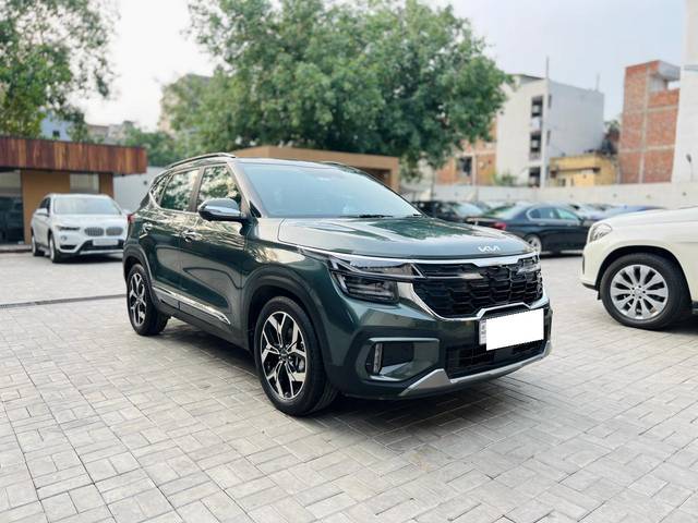 https://images10.gaadi.com/usedcar_image/4049356/original/processed_d685eec4155b9e0e400c8d94a1a350b8.jpeg?imwidth=6400