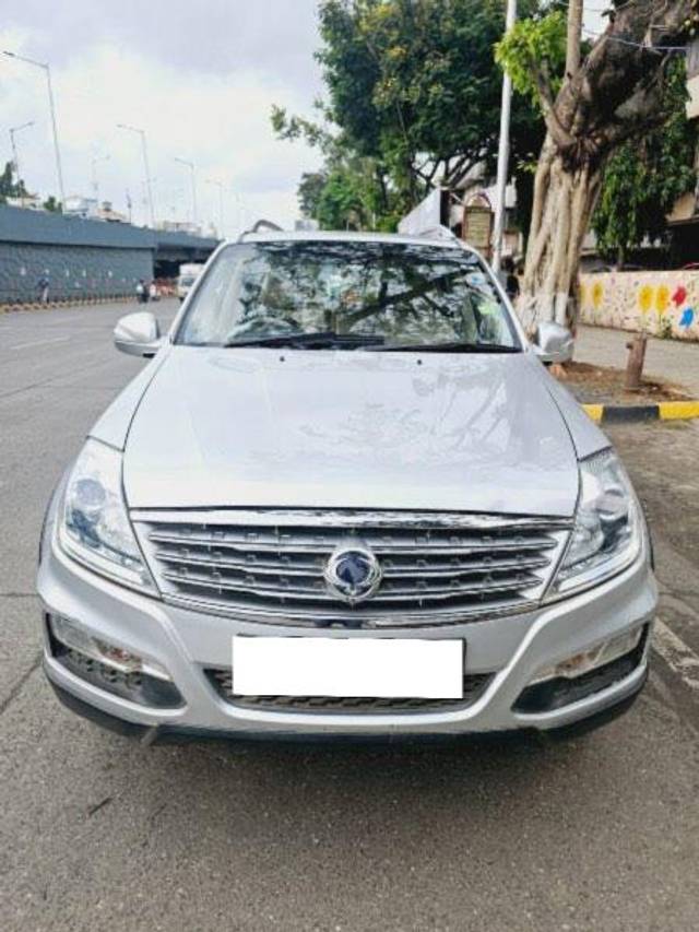 https://images10.gaadi.com/usedcar_image/4049422/original/processed_293be8a7-d5aa-40e1-908d-6025c823f9e5.jpeg?imwidth=6400