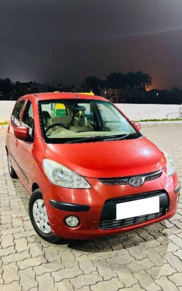 https://images10.gaadi.com/usedcar_image/4049632/original/processed_843cb2cd-5172-452c-b4ee-79fddc9bb679.jpg?imwidth=6400