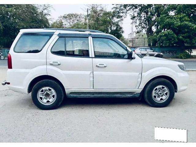 https://images10.gaadi.com/usedcar_image/4049903/original/processed_b78dd19c9c60d6f5ecd4fe7494159828.jpg?imwidth=6401