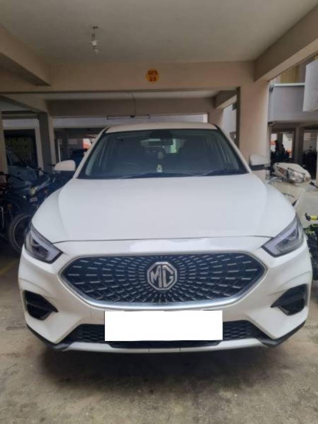 https://images10.gaadi.com/usedcar_image/4050140/original/processed_8f0466d5-9345-42be-b6c8-e2b648ab24ec.jpg?imwidth=6400