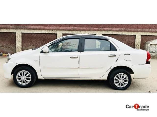 https://images10.gaadi.com/usedcar_image/4050177/original/processed_e320b1ac4acf0c414c0605b57a525145.jpg?imwidth=6402