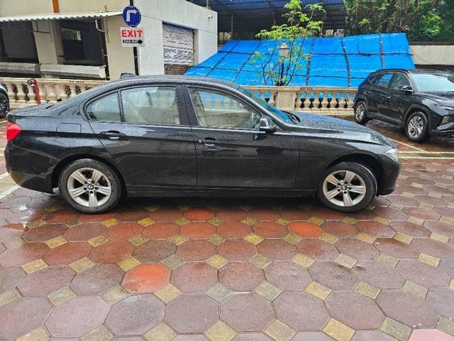 https://images10.gaadi.com/usedcar_image/4050417/original/processed_2365477f-21b9-45c9-a54d-0b0e4517fa8c.jpg?imwidth=6401