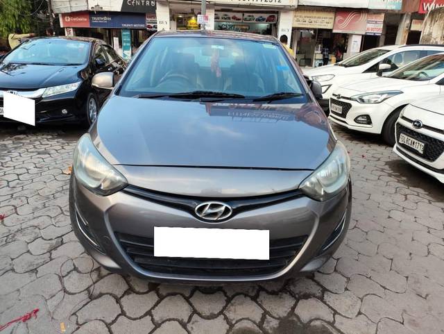 https://images10.gaadi.com/usedcar_image/4050734/original/processed_3d3c467af10c0b4f4900ed3a7b18ab9b.jpg?imwidth=6400