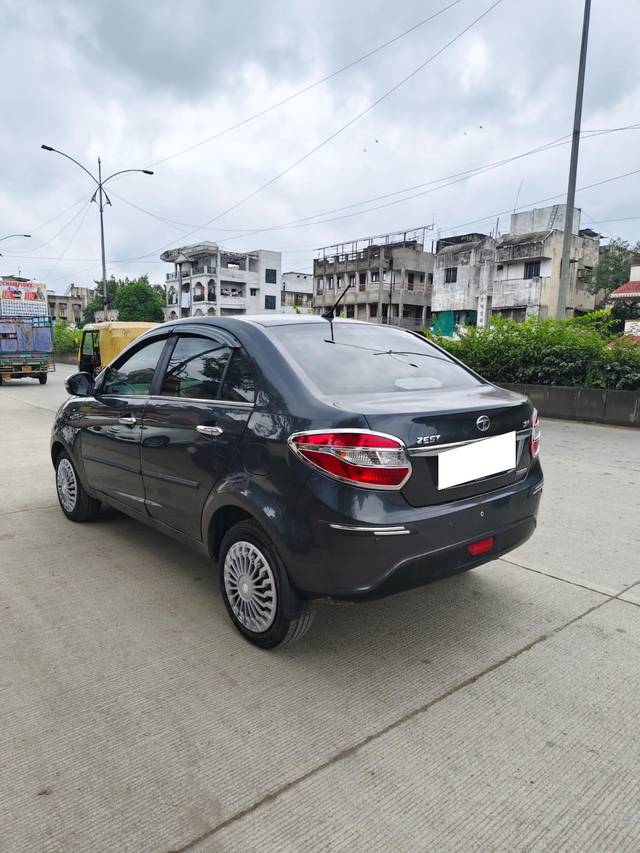 https://images10.gaadi.com/usedcar_image/4050780/original/processed_7180106fc3bd734985543ab9f7e3e07f.jpg?imwidth=6400