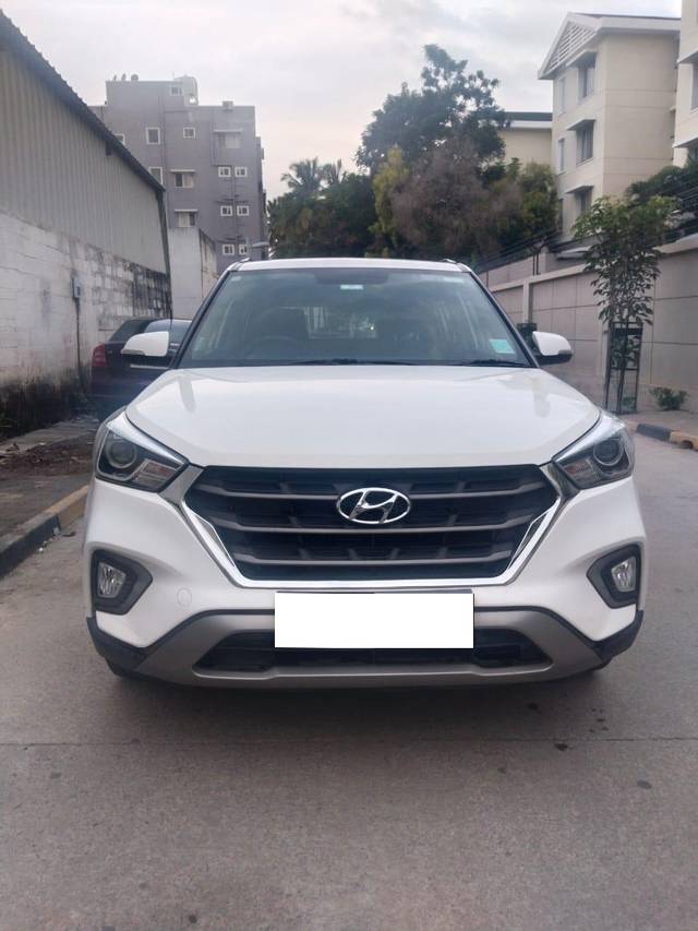 https://images10.gaadi.com/usedcar_image/4050890/original/processed_7bd9b3951c5b45f7d3bcf73dae2cae62.jpg?imwidth=6400