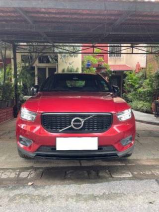 Volvo XC40 2018-2022 Volvo XC40 D4 R-Design