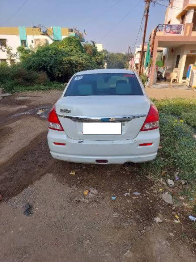 https://images10.gaadi.com/usedcar_image/4051049/original/processed_c63b7910-6944-44d3-b08f-d25404289699.jpg?imwidth=6402