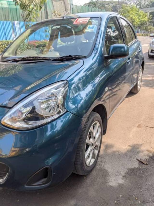 https://images10.gaadi.com/usedcar_image/4051343/original/processed_24e66a6b-9981-4b56-adca-137d1735e456.jpeg?imwidth=6402