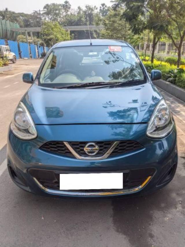 https://images10.gaadi.com/usedcar_image/4051343/original/processed_76396107-f662-4323-8697-bd4ce21a0b9c.jpeg?imwidth=6400