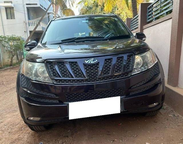 https://images10.gaadi.com/usedcar_image/4051560/original/processed_a1f32f6a-29ec-43de-8e7e-fb912be22d5f.jpeg?imwidth=6400