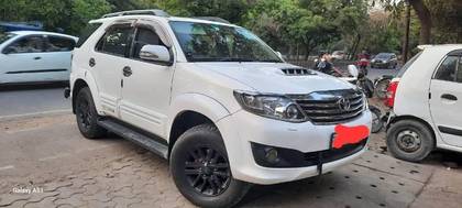 Toyota Fortuner 4x2 Manual