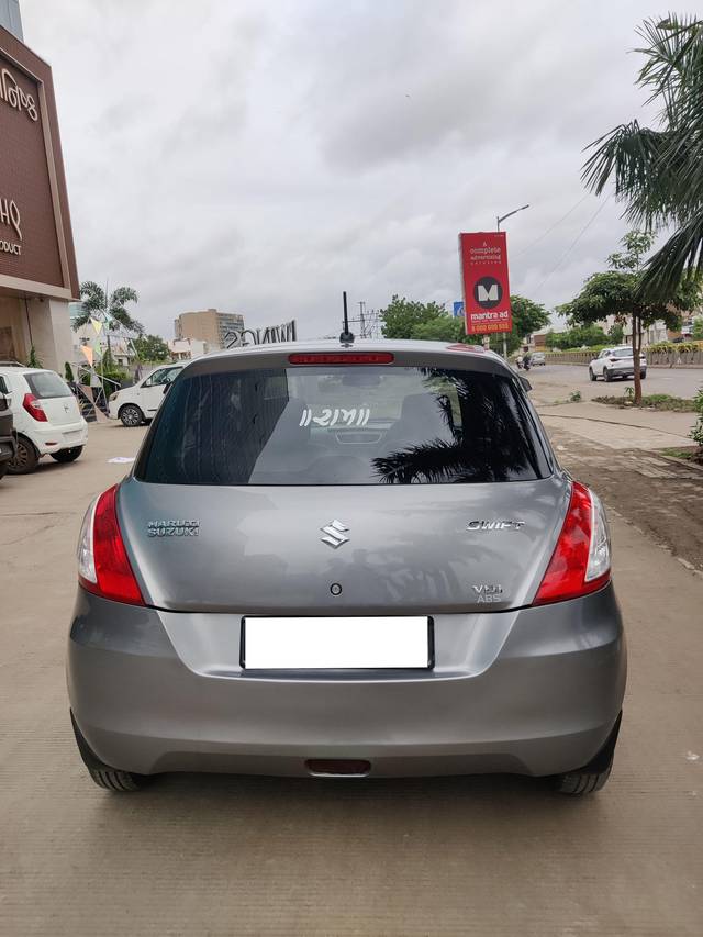 https://images10.gaadi.com/usedcar_image/4051991/original/processed_8a34ed288c331c517e7756496e387760.jpg?imwidth=6401