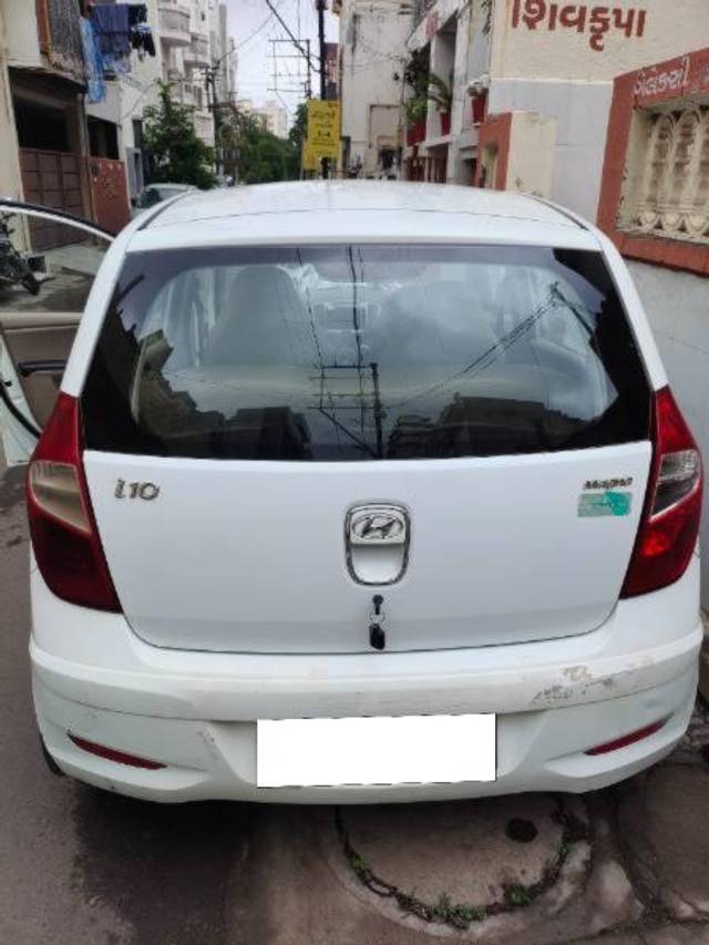 https://images10.gaadi.com/usedcar_image/4052060/original/processed_3c27fe93-5f46-4e00-89b1-6f120cb7ebf4.jpg?imwidth=6401