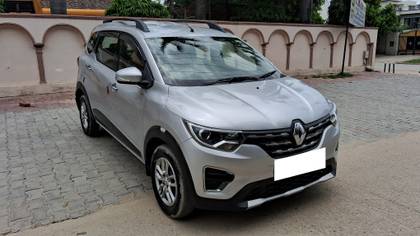 Renault Triber RXT