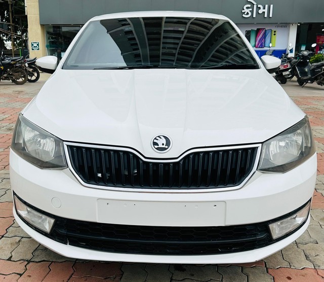 Second-hand 2018 Skoda Rapid 1.5 TDI Ambition BSIV for sale in Rajkot-3