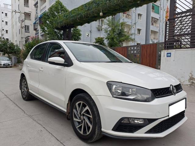 https://images10.gaadi.com/usedcar_image/4052284/original/processed_29fdd443bcde328bed74f7ed9ab54af4.jpg?imwidth=6400