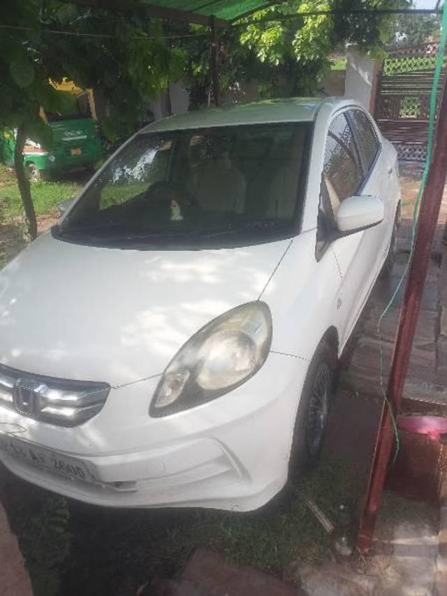 https://images10.gaadi.com/usedcar_image/4052358/original/processed_6cceaec4-ba35-49f2-98b6-52388ef4e5d7.jpg?imwidth=6400