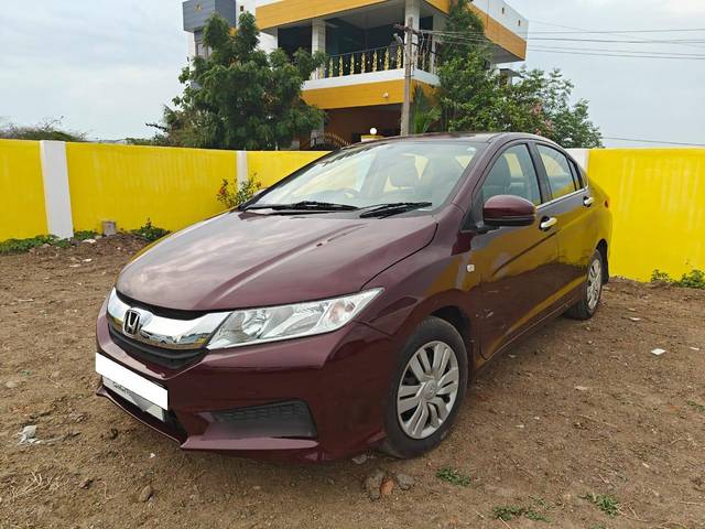 https://images10.gaadi.com/usedcar_image/4052843/original/processed_93bebdd34a7c976f5526adb9c0891595.jpg?imwidth=6400