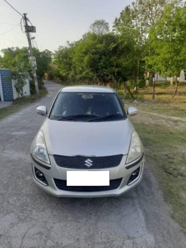 https://images10.gaadi.com/usedcar_image/4053440/original/processed_c2defd22-cc9b-4408-9acc-f5a3350d9567.jpg?imwidth=6400