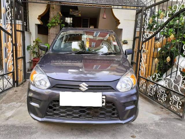 https://images10.gaadi.com/usedcar_image/4053490/original/processed_b216aeef-9410-4722-8f10-13bbed1e3d7c.jpg?imwidth=6400