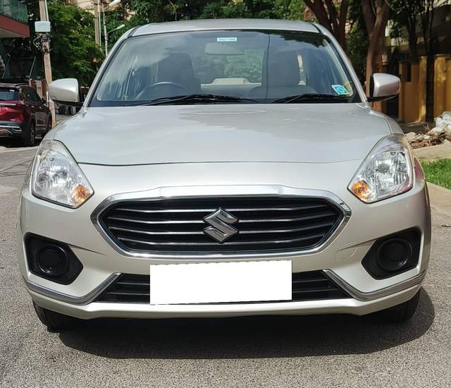 https://images10.gaadi.com/usedcar_image/4053548/original/processed_f95f04276efe19e1968eb1d10ca23dc5.jpg?imwidth=6400